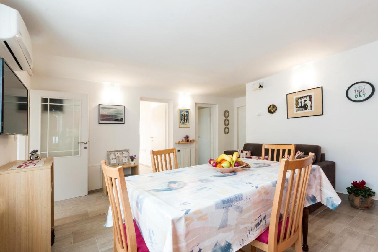 Apartment Katarina Пула Екстериор снимка