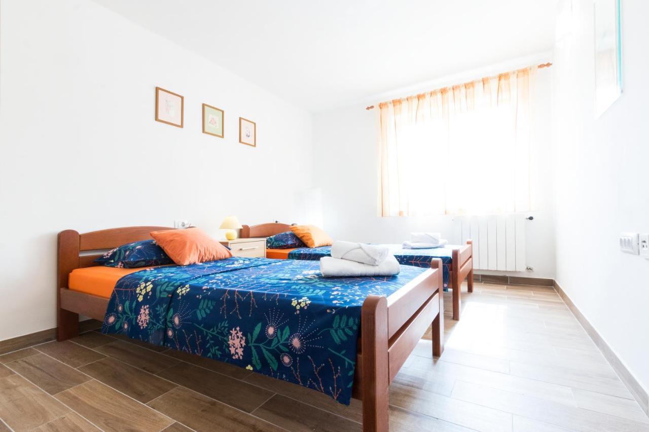 Apartment Katarina Пула Екстериор снимка
