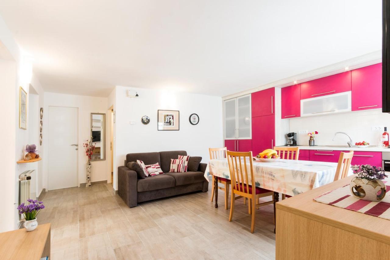 Apartment Katarina Пула Екстериор снимка